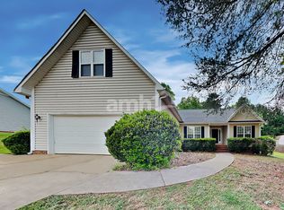 5 Stonington Way, Taylors, SC 29687