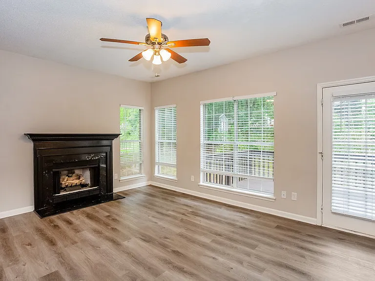 219 Forest Pond Rd — Photo 5