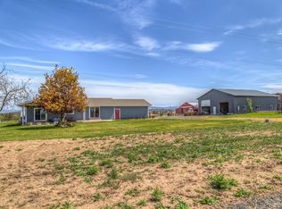 115 NW Ames Dr, Madras, OR 97741
