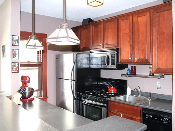 1812 Clinton Ave APT 303, Minneapolis, MN 55404