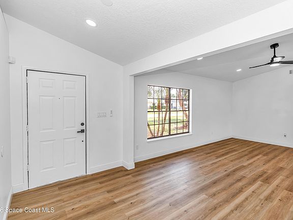 5th image of 4845 Hawley Rd