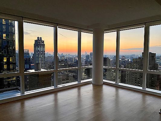 1st image of 885 6th Ave #35A