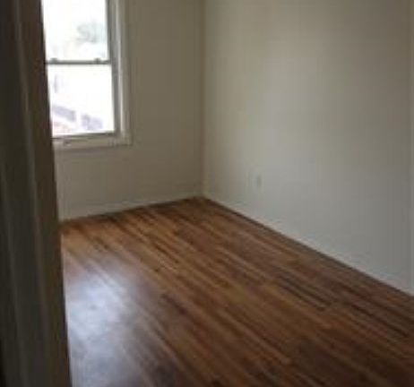 4th image of 136 Stuyvesant Ave #3