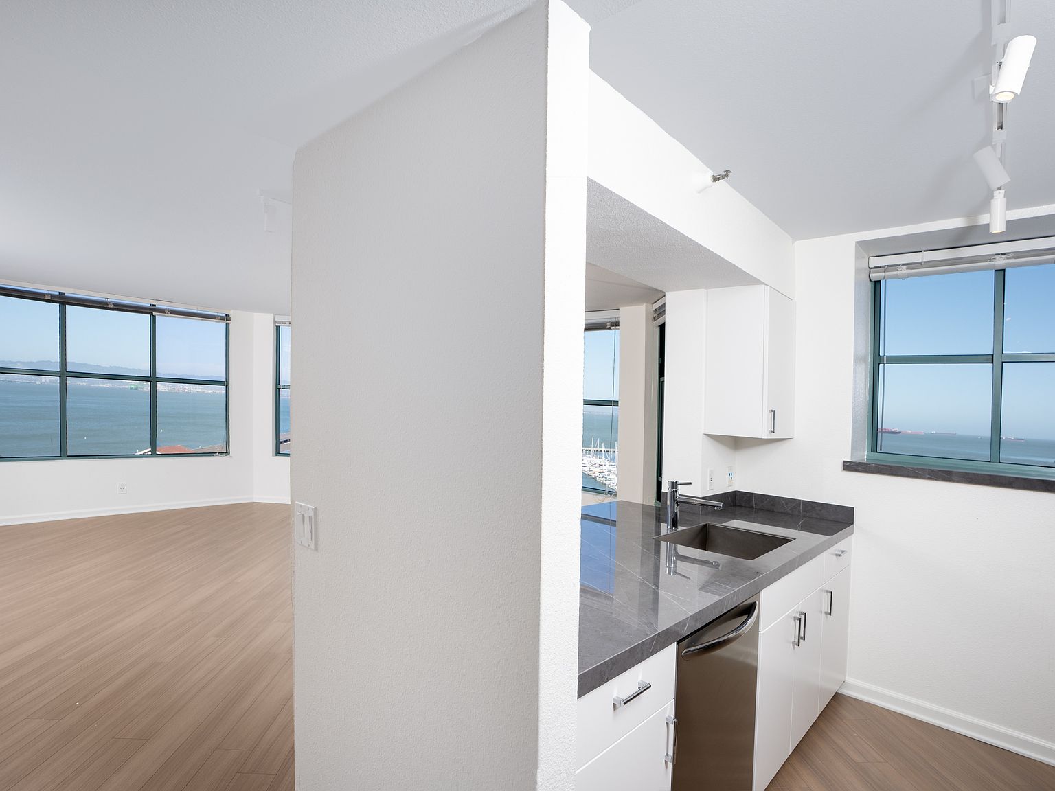 2 Townsend St Unit 1-1104 - Image 4