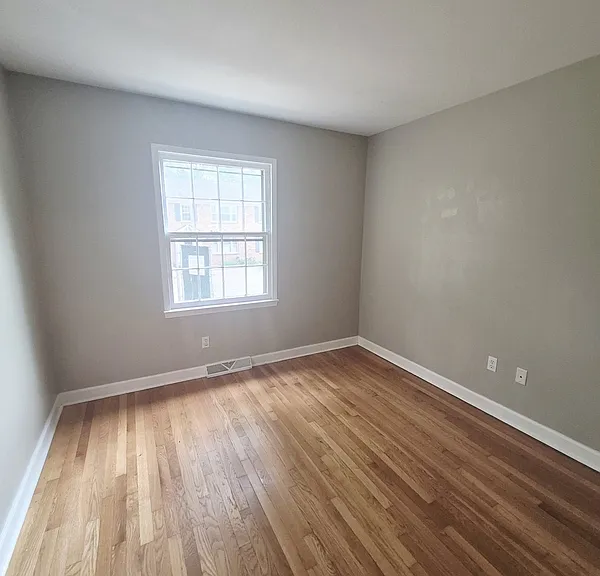 2404 Barracks Ct #1 — Photo 21