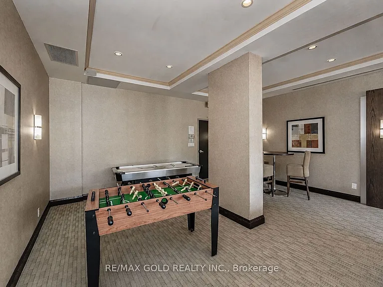 3504 Hurontario St #1607 — Photo 33
