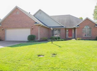3303 Keystone Hills Dr, Evansville, IN 47711