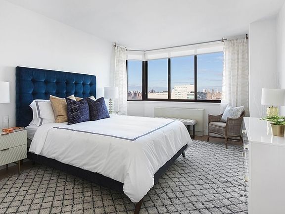 5th image of 345 E 94th St APT 28A