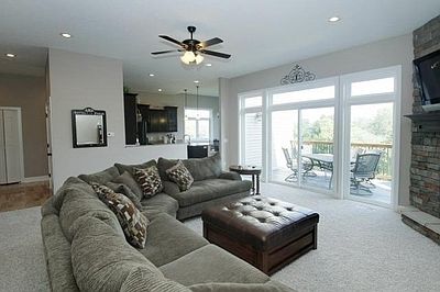 4th image of 398 Summit Dr
