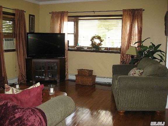 3rd image of 2634 Beltagh Ave