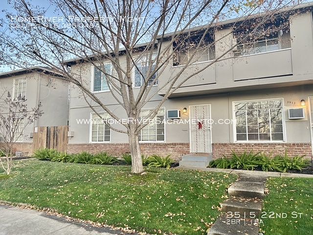 1st image of 3515 22nd St