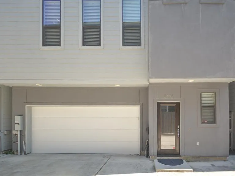 2105 Hadley St — Photo 29