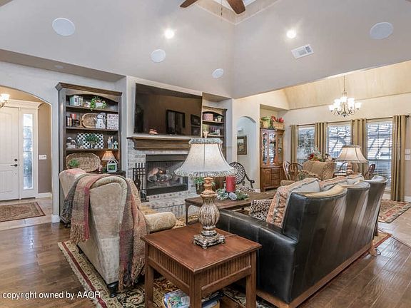 4th image of 6305 Glenwood Dr