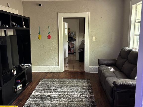 2nd image of 340 BIRCH Street