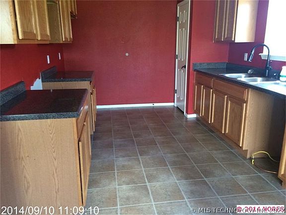 4th image of 8752 S 262nd East Ave