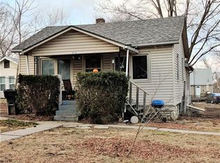 10718 E 13th St, Independence, MO 64052