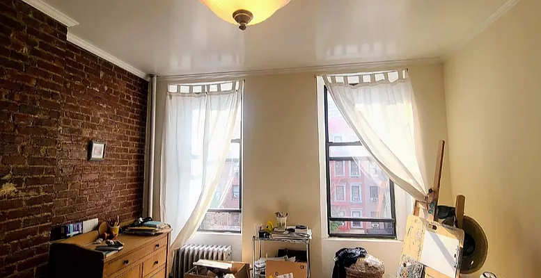 Bedroom, photo 1