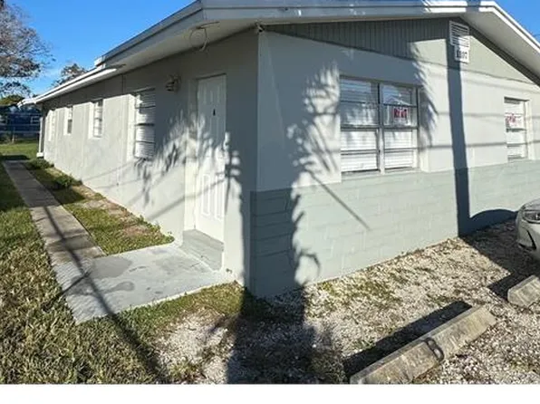 1107 N 21st St APT A, Fort Pierce, FL 34950