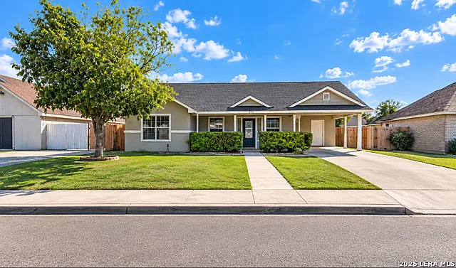 3 bed, 2.0 bath, 1342 sqft, $1,600 — Photo 3
