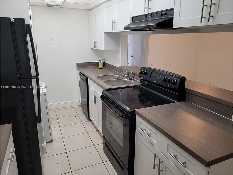 4455 Treehouse Ln — Photo 5