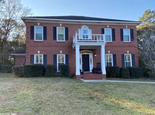 3281 Western Woods Dr, Mobile, AL 36618