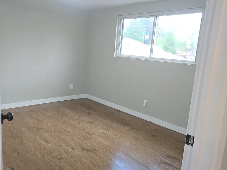 330 Ballantrae Ln — Photo 44