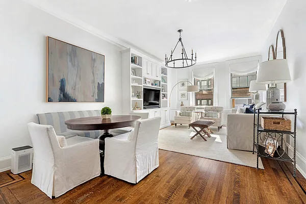 Sold by Compass | media 2