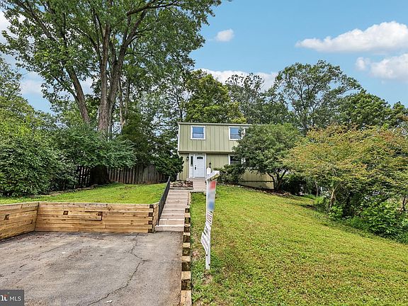 2nd image of 2322 Old Trail Dr