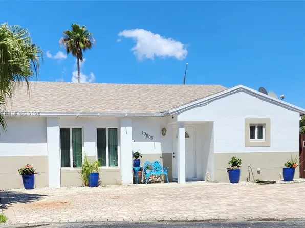 19903 NW 67th Ct, Hialeah, FL 33015