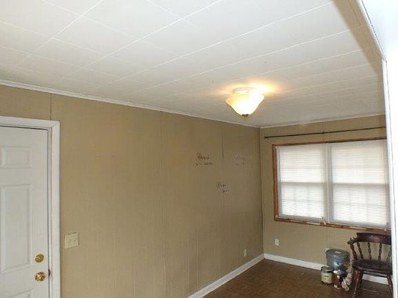 4th image of 444 S Glenwood Ave