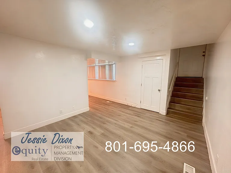 223 W 2350 N #C — Photo 6