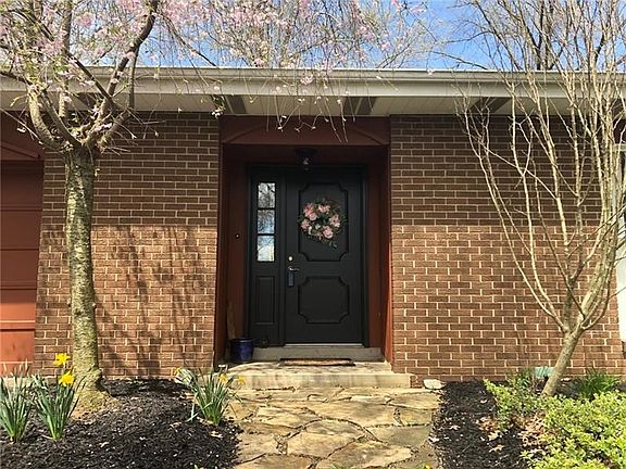 2nd image of 7127 Fairway Dr