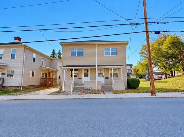 236 & 238 Maple Ave, Grafton, WV 26354