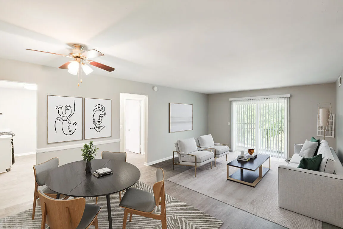Falcon View Apartments — Photo 1