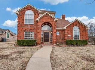 1302 Chatsworth Ln, Rowlett, TX 75089