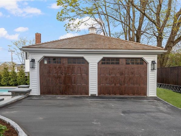 7 Champlin St, Newport, RI 02840