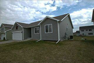 1st image of 505 SE Sagewood Cir