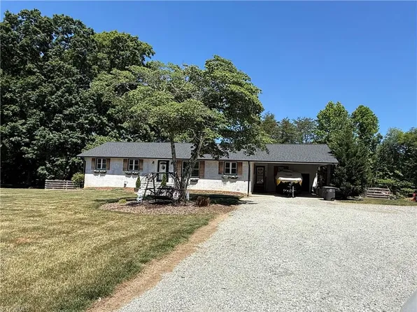 5726 Inman Rd, Greensboro, NC 27410