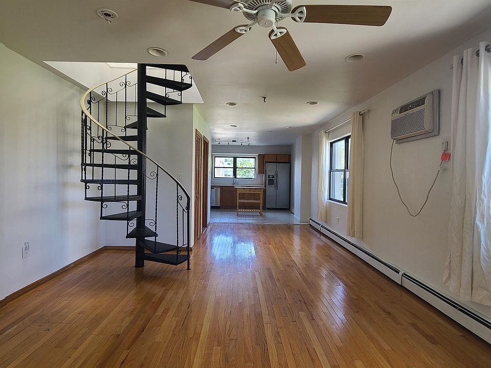 1st image of 4905 Park Ave APT 4D