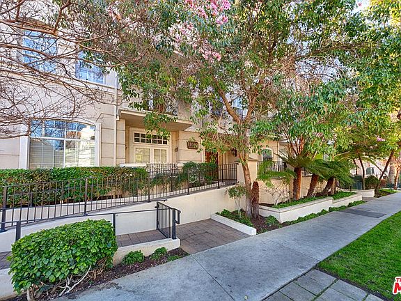 3rd image of 11680 Montana Ave APT 206