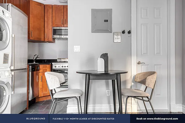 Rented by The Blueground | media 19