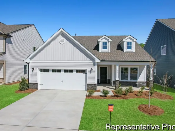 623 Bent Willow Dr #126, Clayton, NC 27527