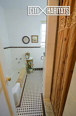 Sold by Citi Habitats | media 18