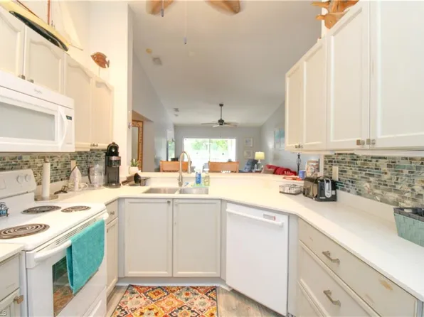 28280 Pine Haven Way APT 93, Bonita Springs, FL 34135