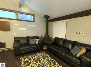 1957 Limberlost Ln, Gaylord, MI 49735