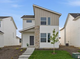 4328 N Camp Creek Ave, Meridian, ID 83646