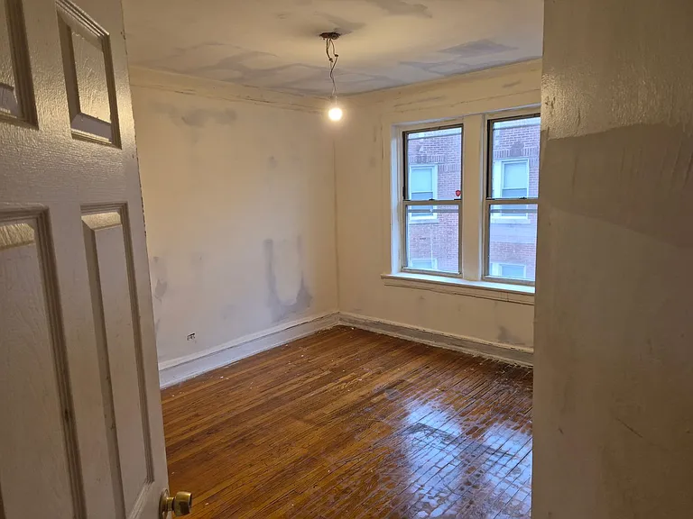 7609 S Coles — Photo 30