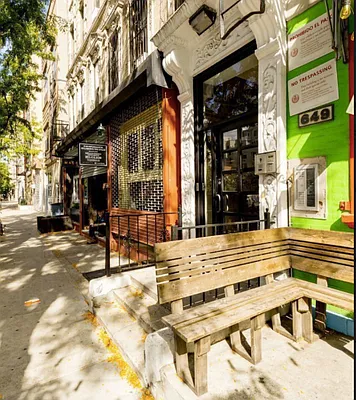 Rented by Compass | media 12