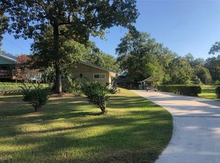 5556 Dead River Rd, Gautier, MS 39553