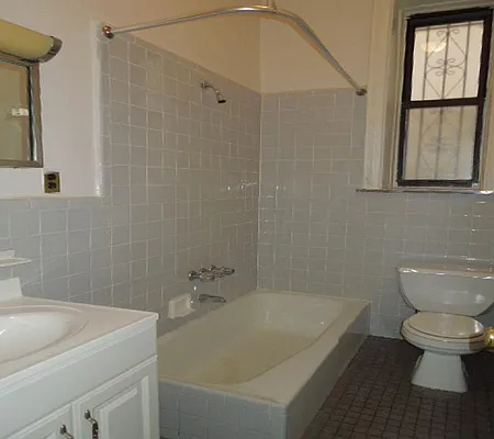 Sold by Washington Realty Corp. | media 9